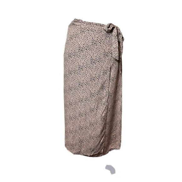 NWOT Urban Romantics Wrap Skirt Leopard print Rayon Tie Side Size Small - Picture 1 of 10